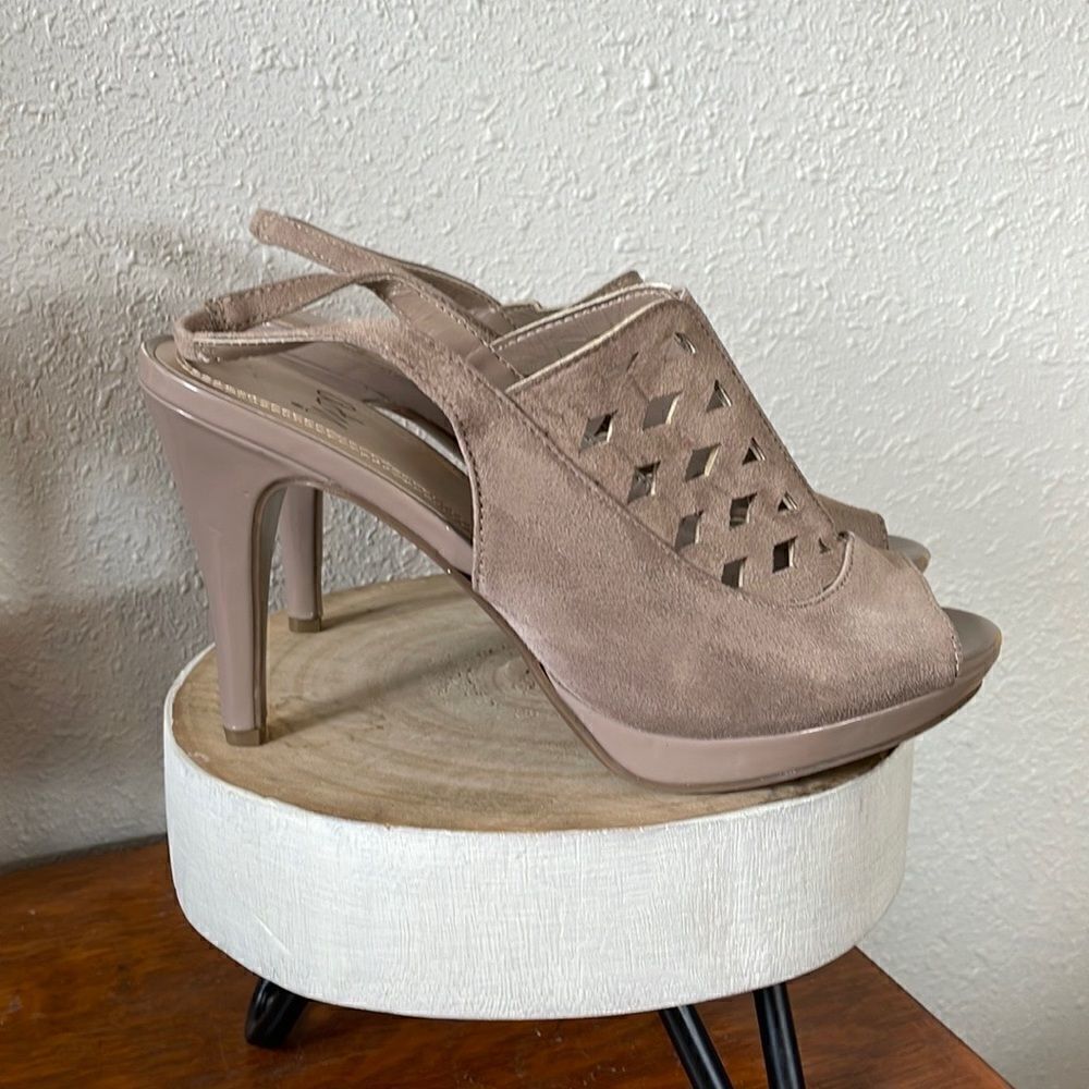 Impo Tan Suede Strappy Heels Size 9M